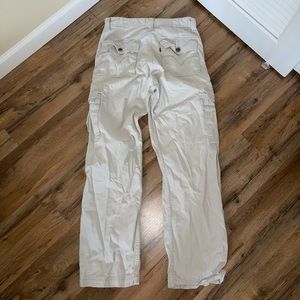 Levis cargo loose straight